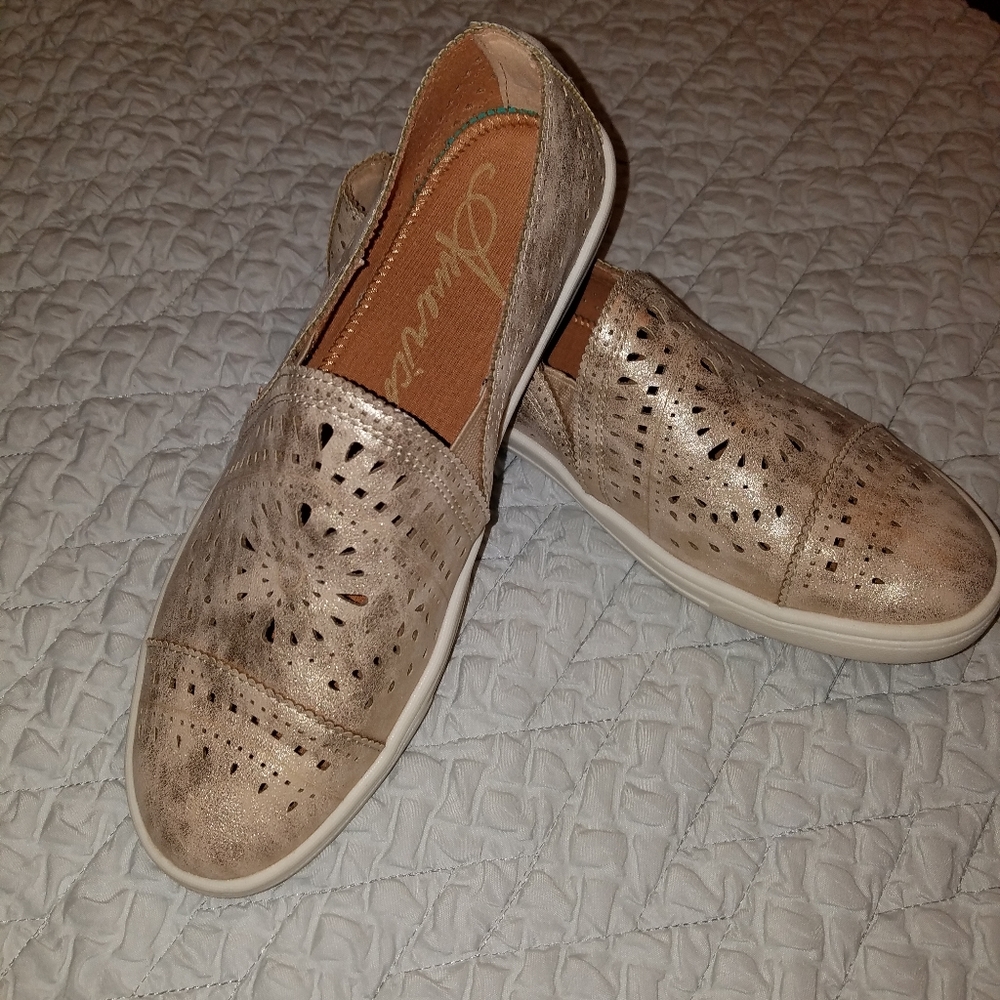 American rags rose gold Shoes